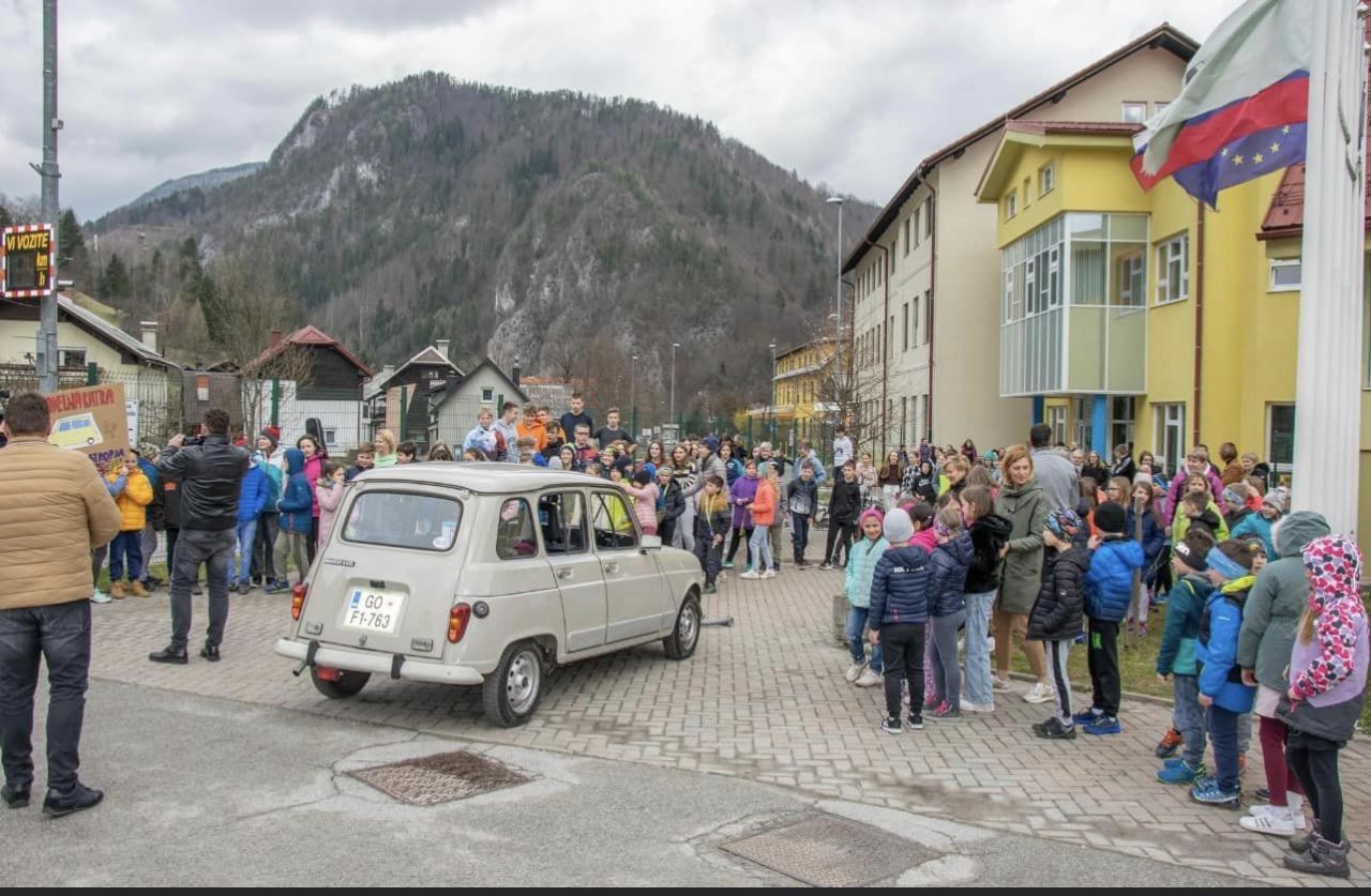 Trije bratje in Katra