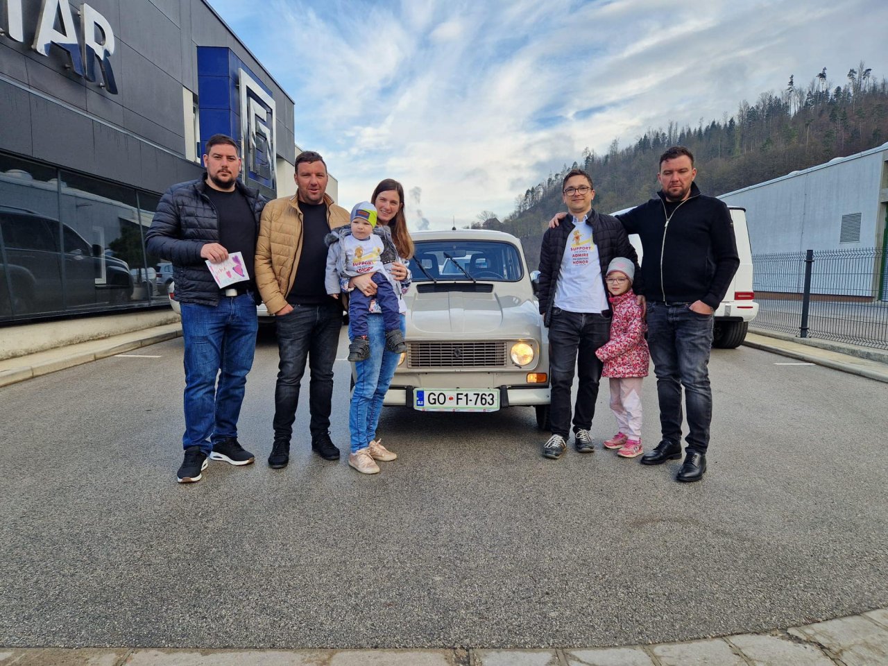 Trije bratje in Katra