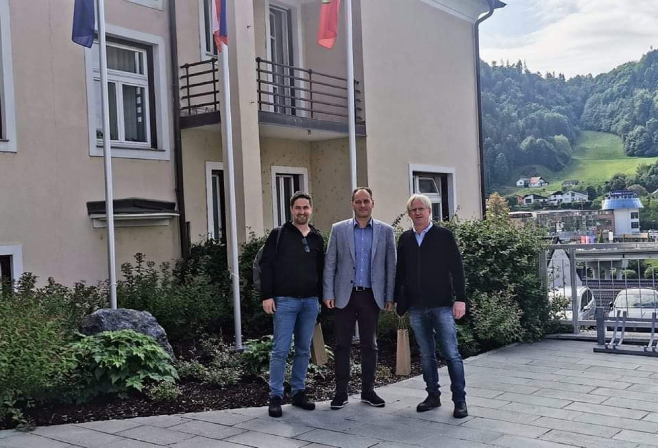 Začenja se sodelovanje med Dravogradom in Labotom