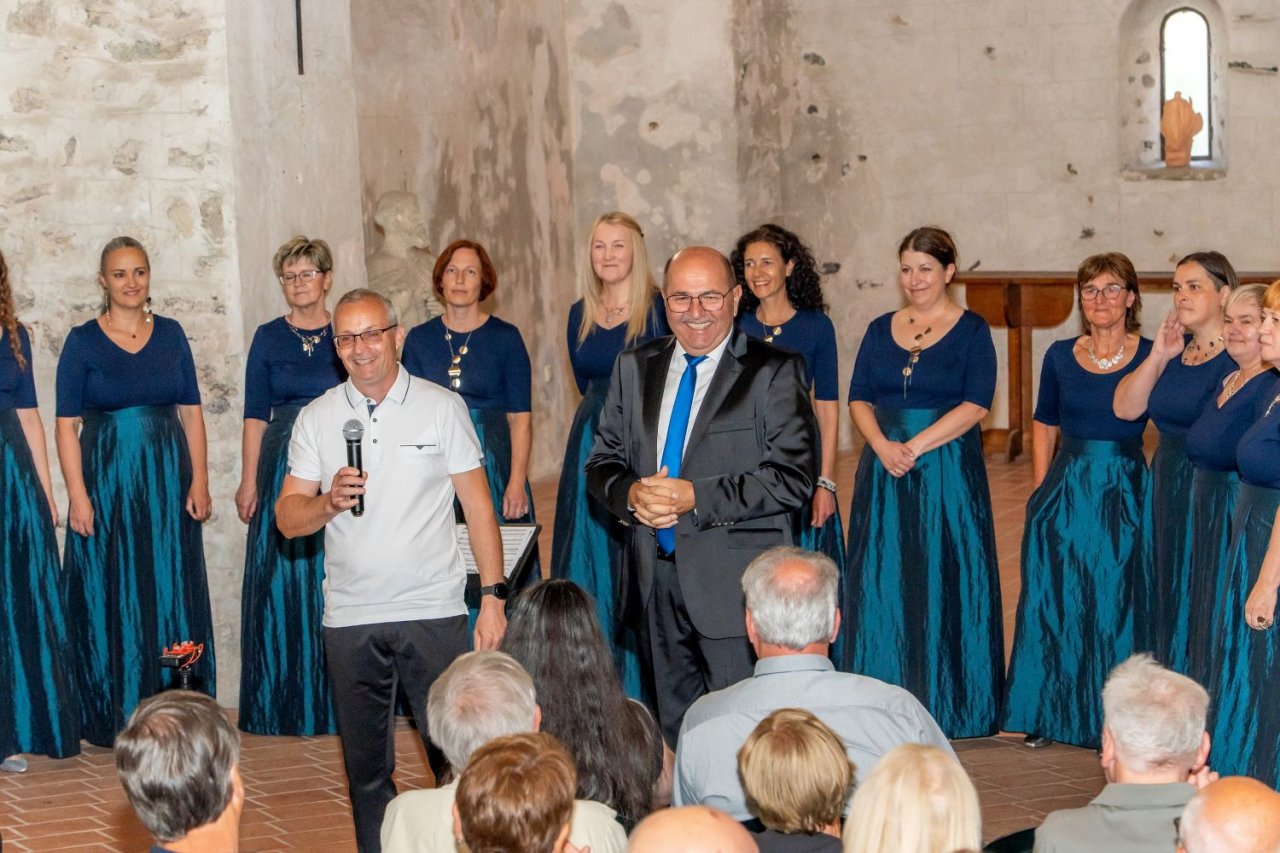 Jubilejni 25. čezmejni mednarodni festival Suha-Dravograd Jubilejni 25. čezmejni mednarodni festival Suha-Dravograd
