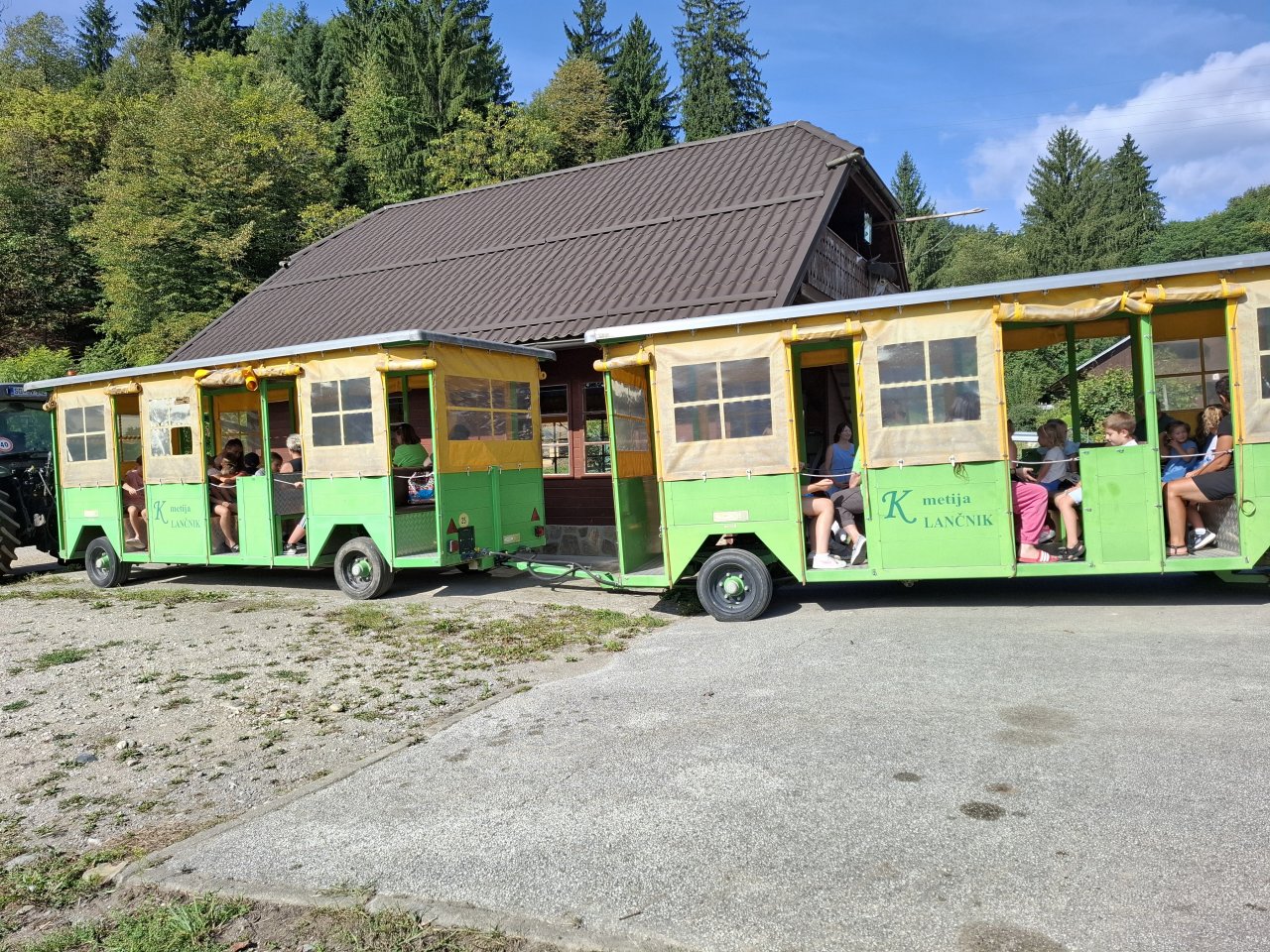 1. Počitniški Živ žav na kmetiji Klančnik
