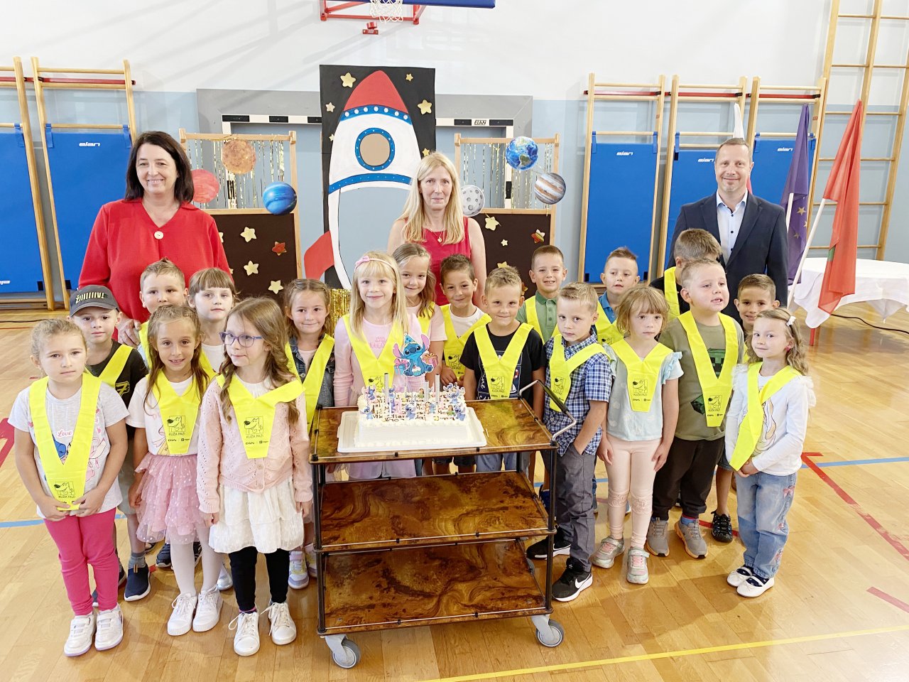 Prvošolci, dobrodošli med zvezdami znanja!